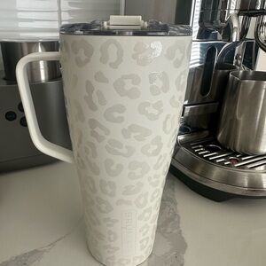 Brumate limestone leopard 32 oz toddy .  Never used